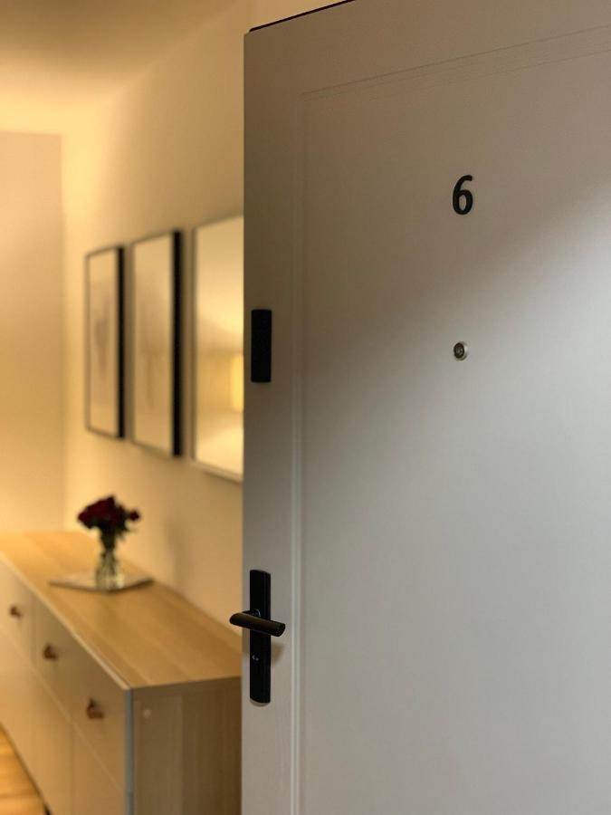 Apartament W Samym Sercu Miasta Z Darmowym Parkingiem Pod Zlotym Lwem -Hotel VI Клодзко Экстерьер фото